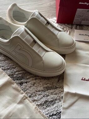 Salvatore Ferragamo Tasko Off-White Leather Slip-On Sneakers